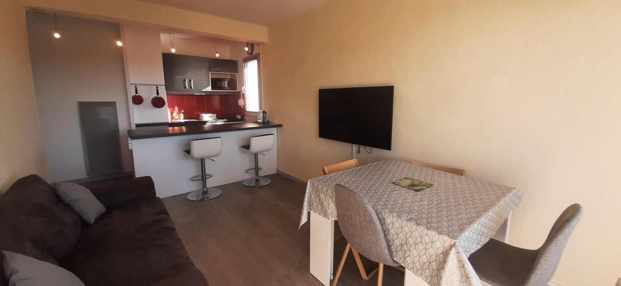 סן סיפריאן Residence De La Plage Appart A 2 Pas De La Plage Et Du Marche מראה חיצוני תמונה